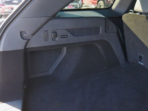 Used 2024 Lincoln Nautilus Reserve w/ Equipment Group 203A image 18