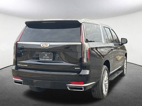 Used 2024 Cadillac Escalade ESV Premium Luxury image 6