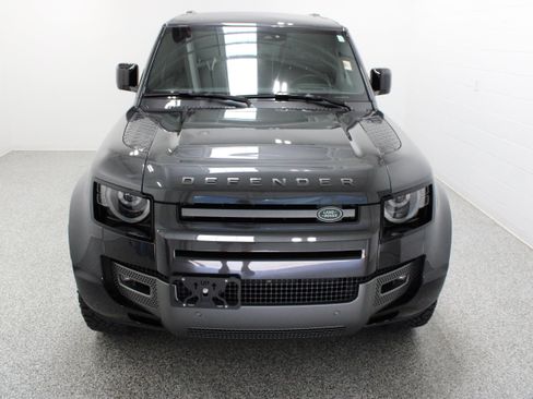Used 2025 Land Rover Defender 130 Outbound AWD/4WD image 3