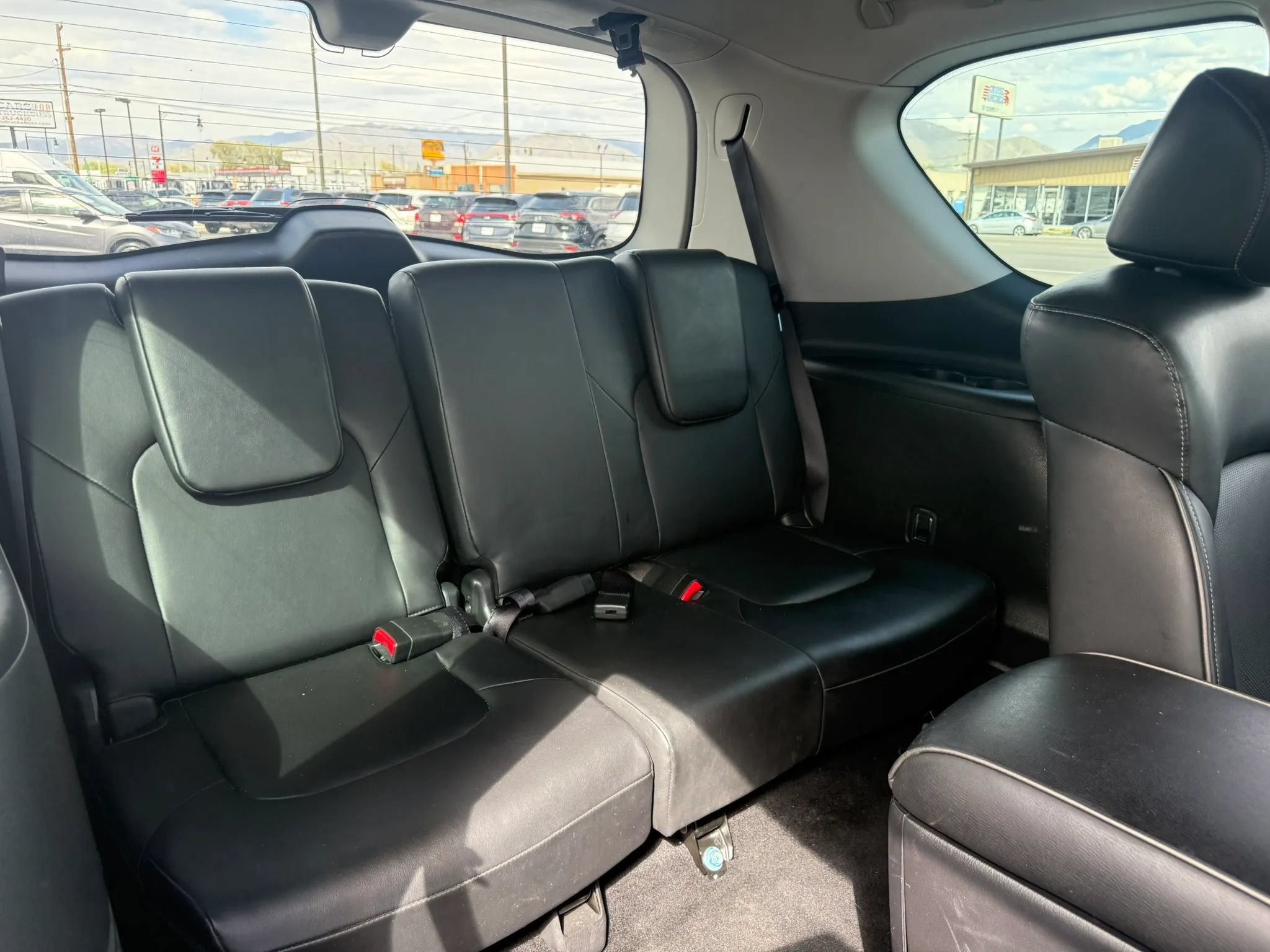 Used 2023 INFINITI QX80 Luxe w/ Cargo Package AWD/4WD image 23