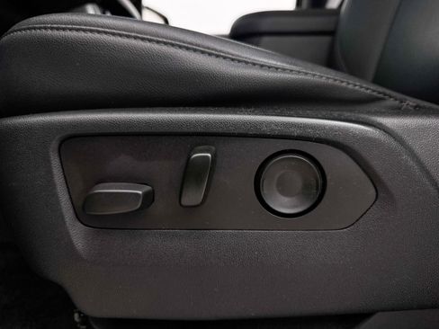 Used 2022 Chevrolet Tahoe Z71 w/ Luxury Package image 28