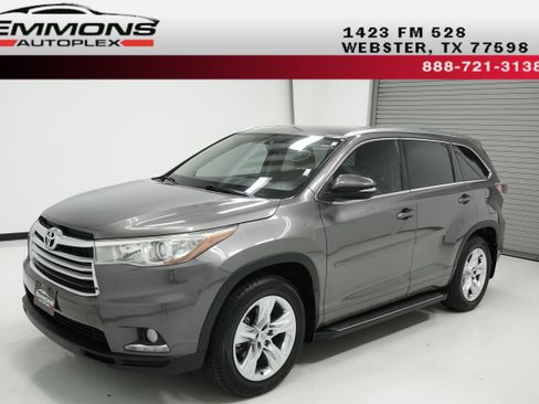 Used 2015 Toyota Highlander Limited image 1