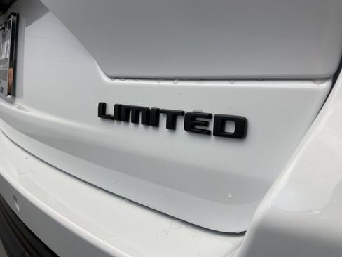 New 2025 Jeep Grand Cherokee Limited w/ Luxury Tech Group II image 5