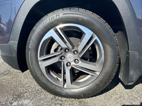 Used 2019 GMC Terrain SLT w/ Preferred Package FWD image 10
