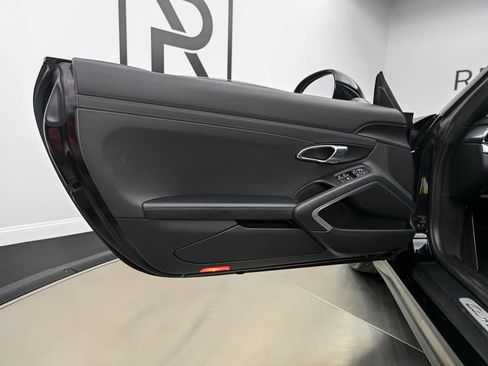 Used 2015 Porsche 911 Carrera 4 AWD/4WD image 30