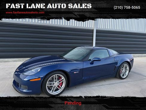 Used 2007 Chevrolet Corvette Z06 w/ Preferred Equipment Group RWD image 1