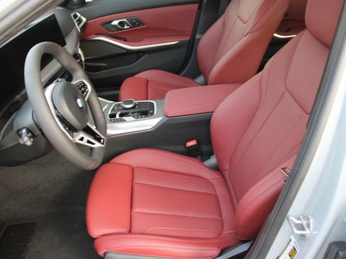 New 2026 BMW 330i Sedan w/ M Sport Package image 5