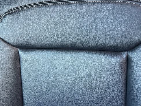 Used 2020 Ford Explorer XLT w/ Equipment Group 202A image 34