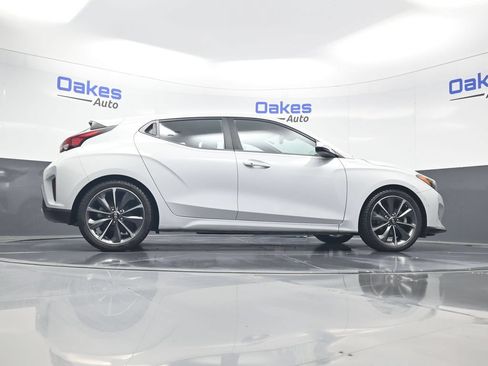 Used 2019 Hyundai Veloster 2.0 Premium FWD image 46