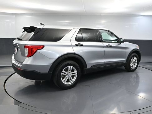 Used 2022 Ford Explorer 4WD image 5