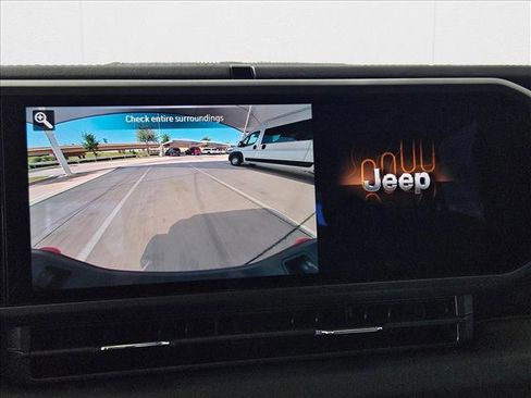 New 2025 Jeep Gladiator Mojave w/ Convenience Group image 13