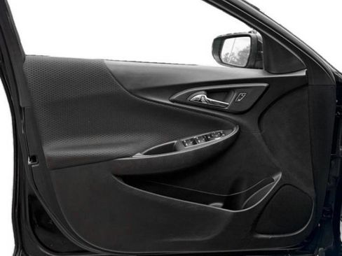 Used 2024 Chevrolet Malibu LT image 14