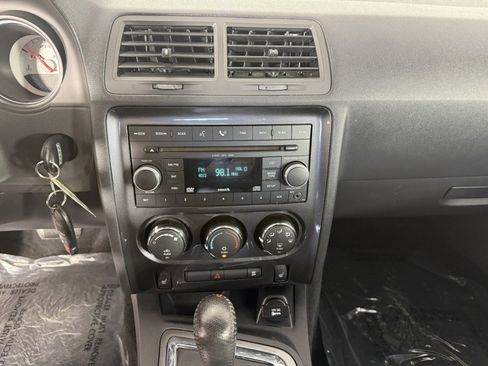 Used 2008 Dodge Challenger SRT8 RWD image 18