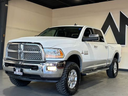 Used 2014 RAM 2500 Laramie w/ Convenience Group AWD/4WD image 1
