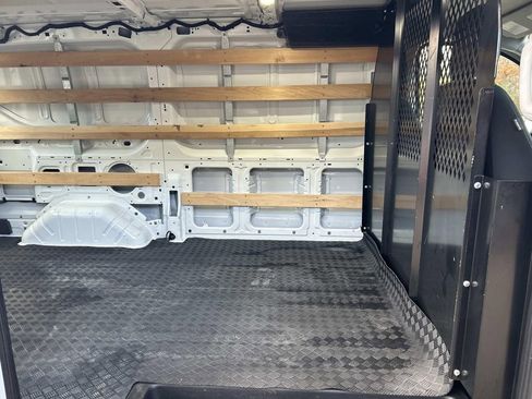 Used 2024 Ford Transit 250 Low Roof w/ Exterior Upgrade Package image 17