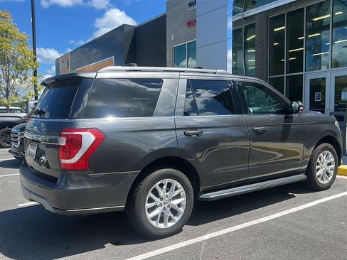 Used 2021 Ford Expedition XLT RWD image 5