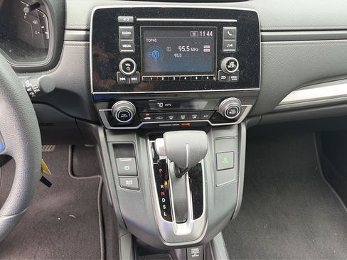 Used 2017 Honda CR-V LX image 10