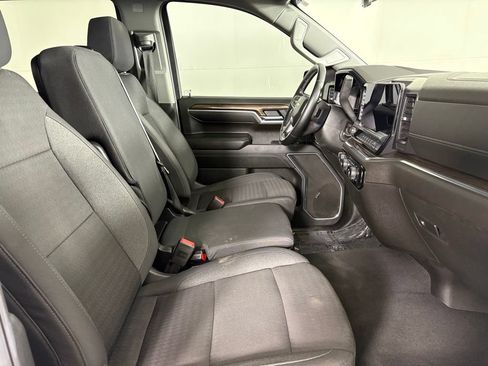 Used 2025 Chevrolet Silverado 1500 LT RWD image 14