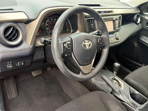 Used 2014 Toyota RAV4 XLE FWD image 4