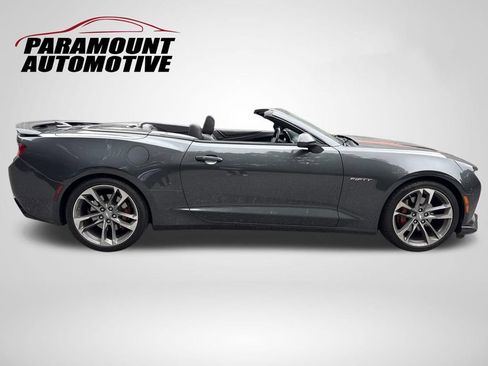 Used 2017 Chevrolet Camaro SS RWD image 2