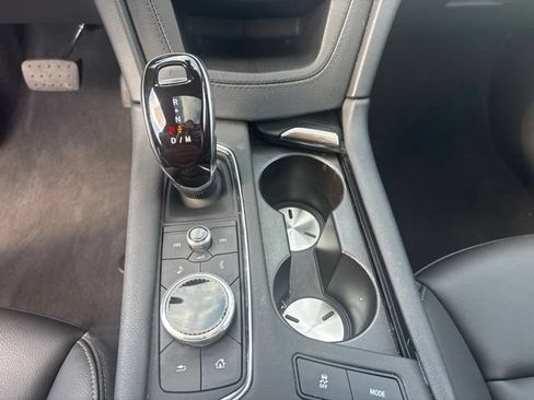 Used 2024 Cadillac XT6 Luxury AWD/4WD image 8