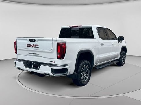 Used 2024 GMC Sierra 1500 AT4 w/ AT4 Preferred Package AWD/4WD image 5