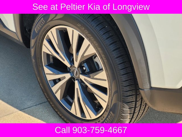 Used 2023 Nissan Rogue SV w/ SV Premium B Package FWD image 7