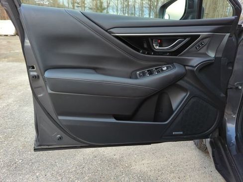 Used 2022 Subaru Outback Limited image 14