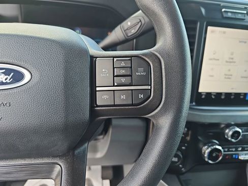 Used 2024 Ford F250 Platinum image 16