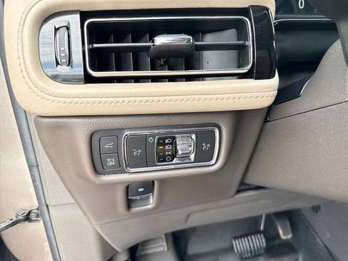 Used 2021 Lincoln Nautilus Reserve FWD image 27