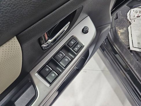 Used 2016 Subaru Crosstrek 2.0i Limited w/ Popular Package #2 image 12