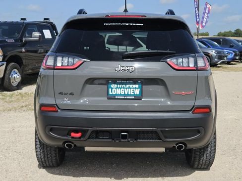 Used 2022 Jeep Cherokee Trailhawk w/ Sound & Nav Group AWD/4WD image 6