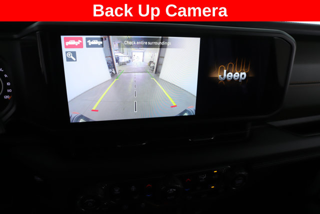 Used 2024 Jeep Gladiator Mojave AWD/4WD image 24