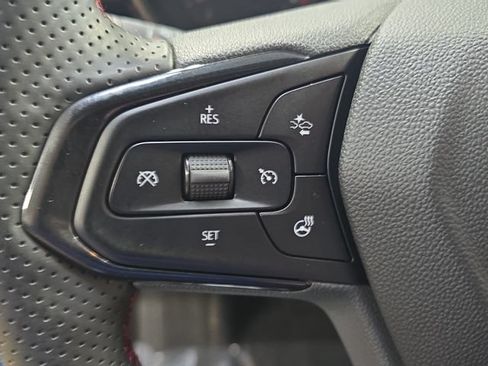 Used 2024 Chevrolet Trax RS w/ Driver Confidence Package FWD image 18