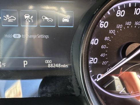 Used 2021 Toyota Camry SE image 24