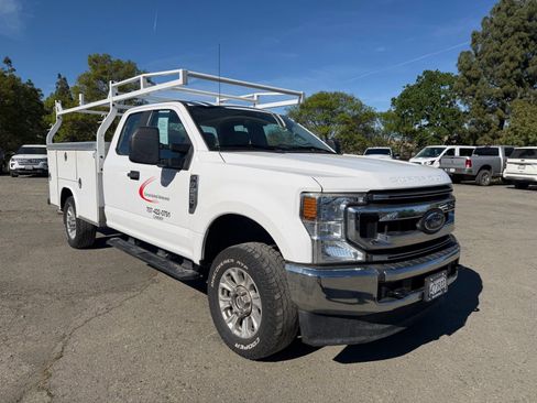 Used 2021 Ford F250 XL w/ STX Appearance Package image 7