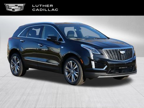 Used 2025 Cadillac XT5 Premium Luxury w/ LPO, Floor Liner Package AWD/4WD image 1