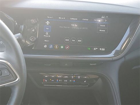 Used 2023 Buick Envision Preferred image 15