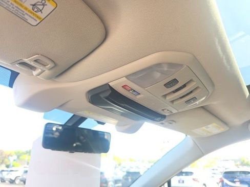 Used 2022 Subaru Ascent Touring AWD/4WD image 23