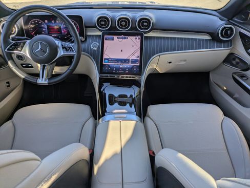 Used 2024 Mercedes-Benz C 300 Sedan image 9