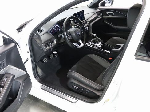 Used 2023 Acura Integra A-Spec image 14