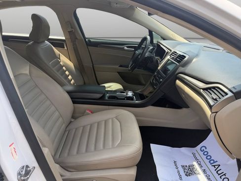 Used 2019 Ford Fusion SEL FWD image 20