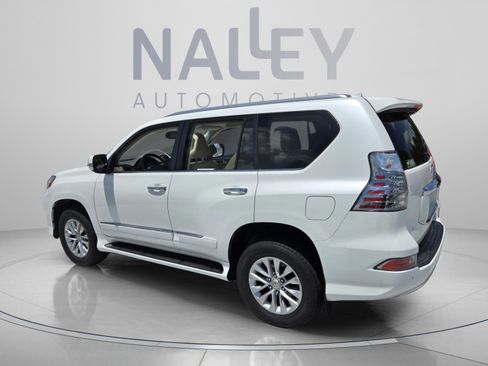 Used 2019 Lexus GX 460 Premium AWD/4WD image 3