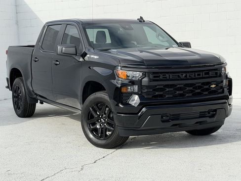 New 2026 Chevrolet Silverado 1500 Custom image 2
