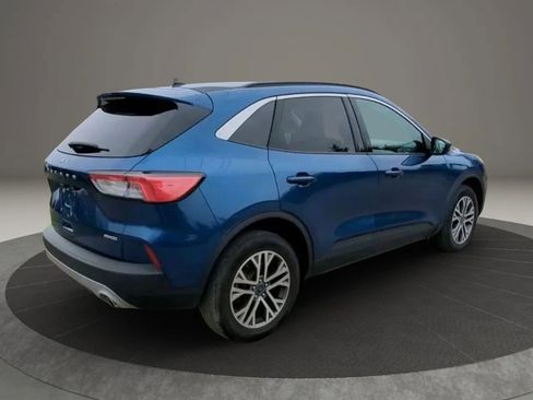 Used 2022 Ford Escape SEL w/ Technology Package AWD/4WD image 5