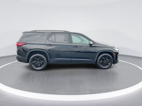 Used 2023 Chevrolet Traverse LT w/ Midnight/Sport Edition AWD/4WD image 9
