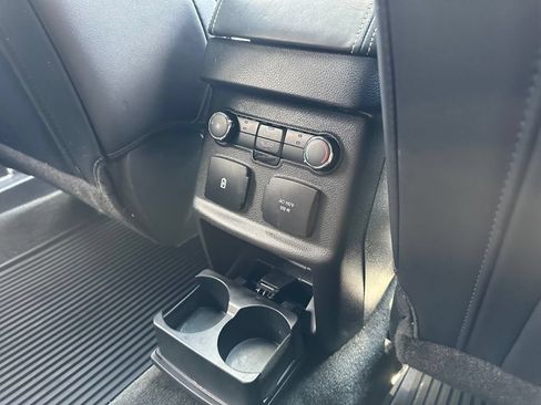 Used 2017 Ford Explorer Platinum AWD/4WD image 41