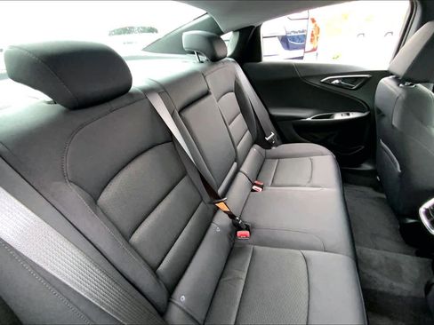 Used 2022 Chevrolet Malibu LT FWD image 19