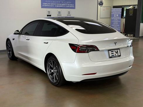 Used 2023 Tesla Model 3 Standard Range image 7