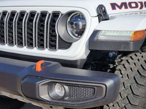 New 2026 Jeep Gladiator Mojave image 8